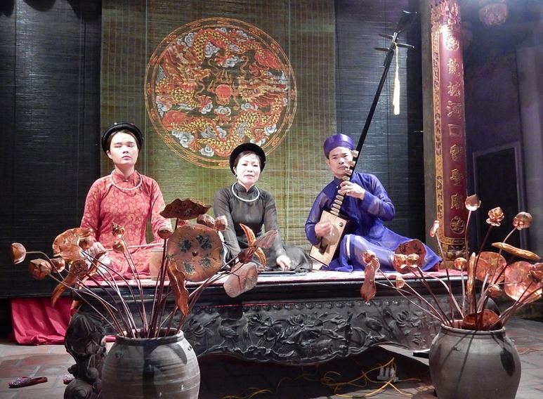 Ca trù, one of the Vietnamese Traditional Music Types