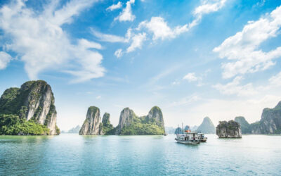 Ha Long Bay: Vietnam’s Breathtaking Natural Wonder