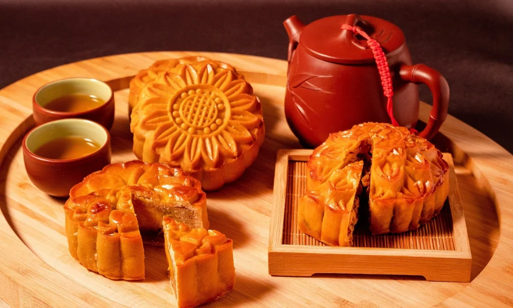 Traditional Vietnamese mooncake