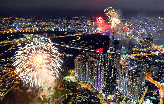 HCMC Announces Three Spectacular Fireworks Displays to celebrate New Year 2025