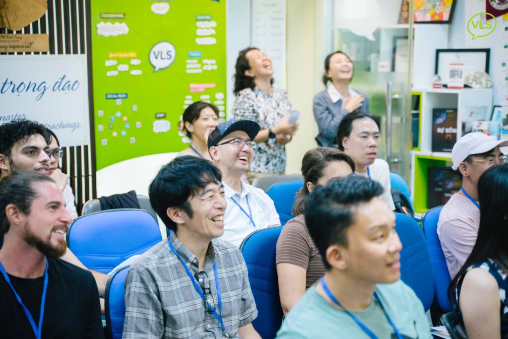 Expats learning Vietnamese together and exchanging cultural insights, creating meaningful friendships in Vietnam.