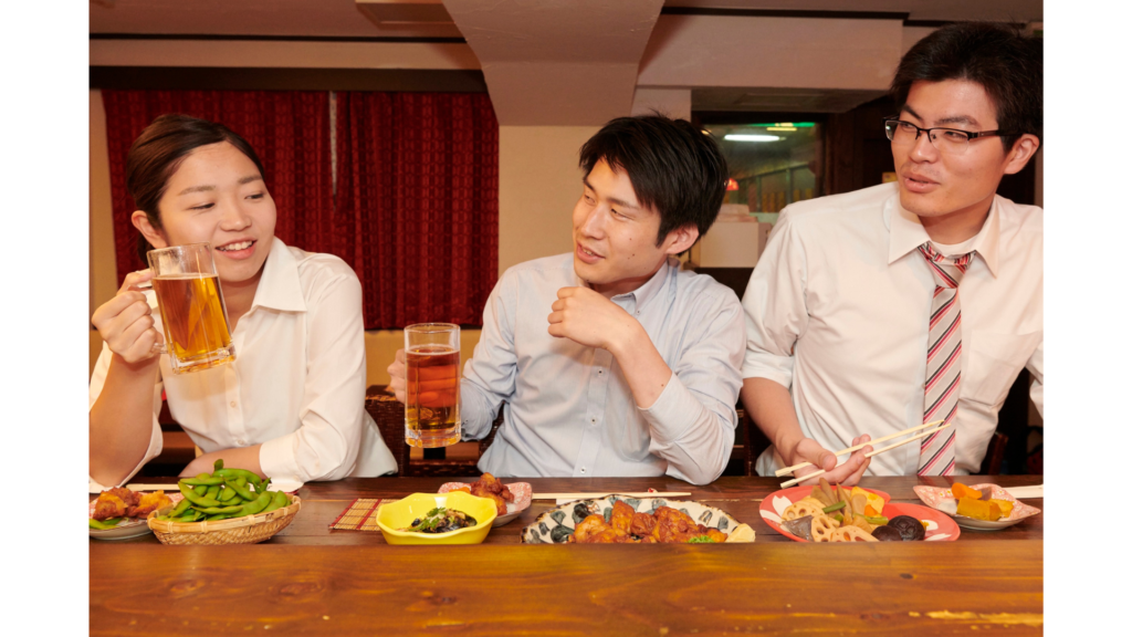 Many successful deals are concluded over meals, making business Vietnamese vocabulary for social settings a practical necessity.