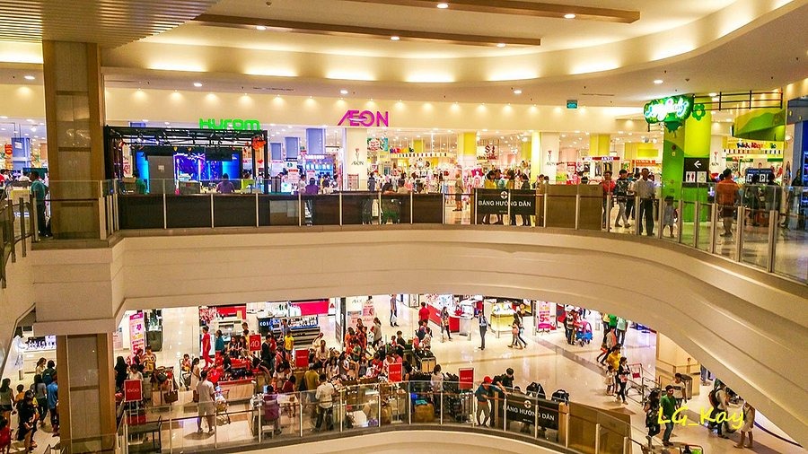 Shopping in Vietnam now is so much easier for visitors